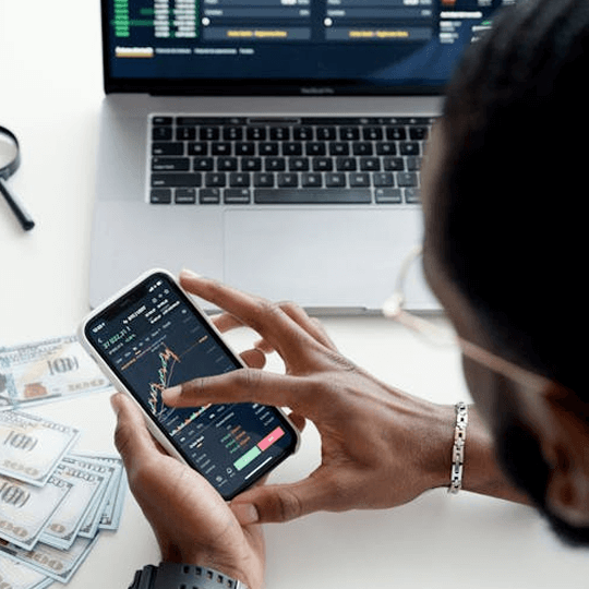 BTC +720 Neriva - Équipe d'experts en crypto-monnaies